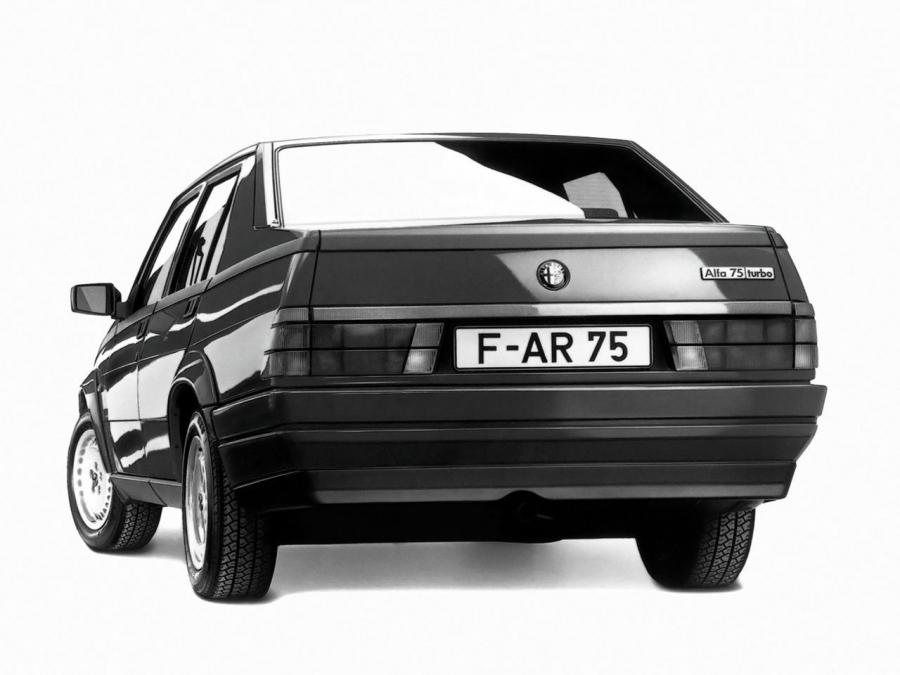  Alfa Romeo 75 1.8 Turbo (162B) 1986 года  (фото 4 из 4)